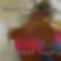 Discreet hookup female blonde