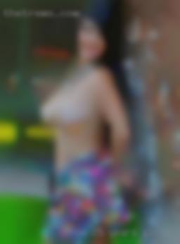 Im 25 years girls in Norwalk, Ohio old, blond with brown eyes.